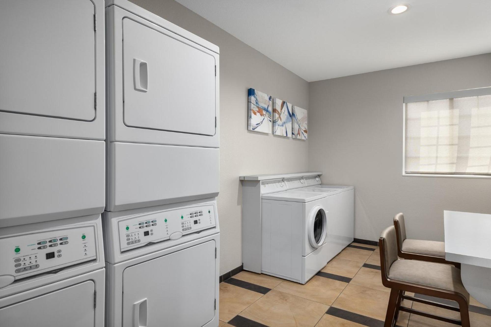 Candlewood Suites Alexandria By Ihg Kültér fotó