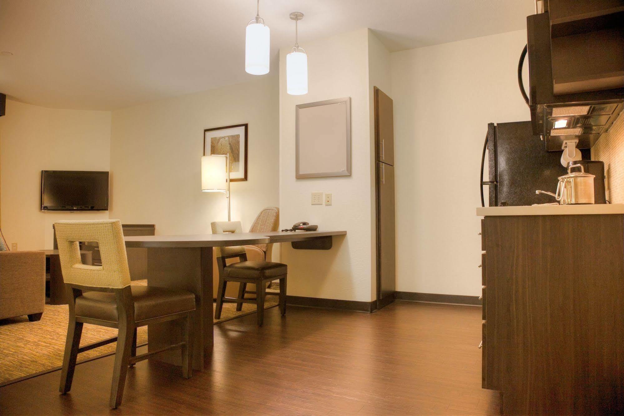 Candlewood Suites Alexandria By Ihg Kültér fotó